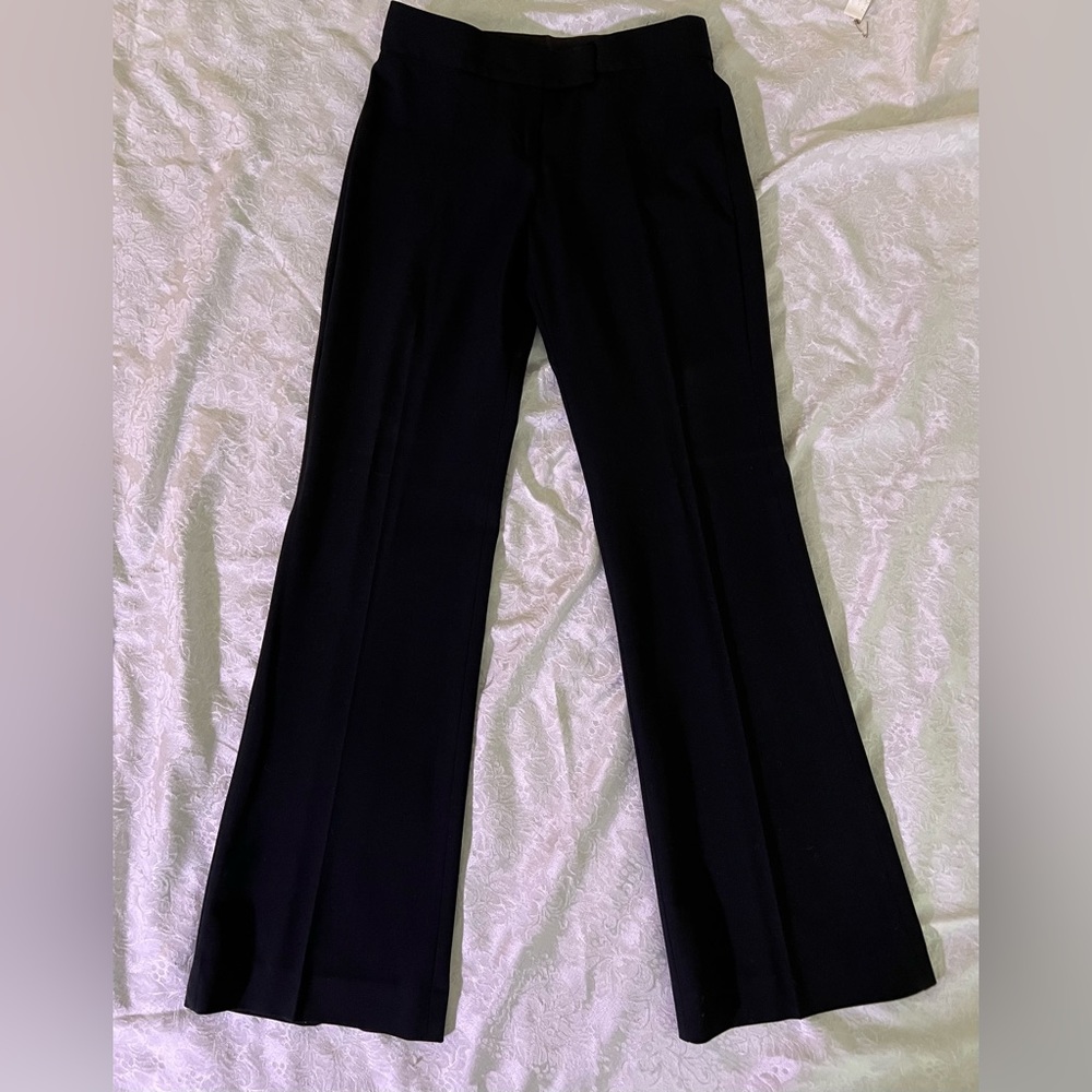 Express Design Studio. Dress/work pants. Boot cut. Size 2/R. 🖤